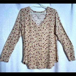 Maurices 24/7 Disty Floral Split Neck Cozy Tee